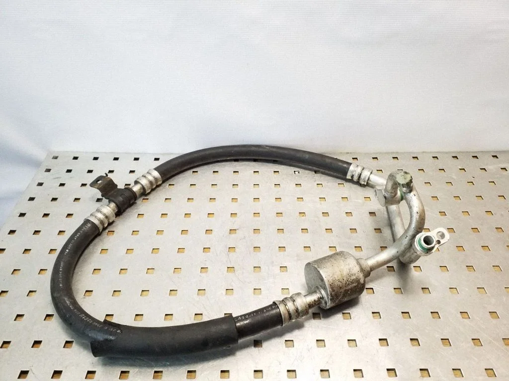 Air conditioning (A/C) pipe/hose