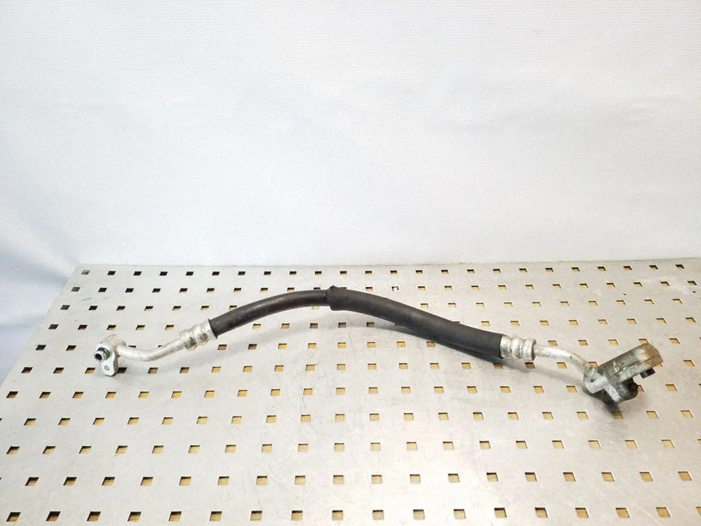 Air conditioning (A/C) pipe/hose