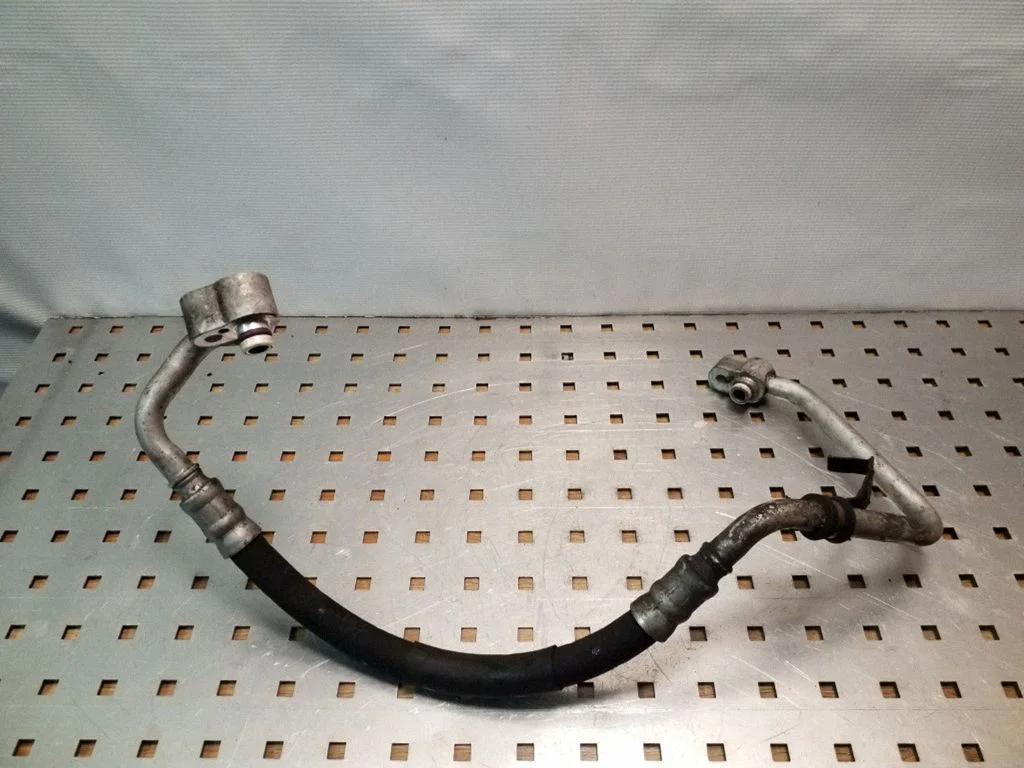 Gaisa kondicioniera caurule (-es)/šļūtene (-es) – Volkswagen Passat B6 (2005-2010)