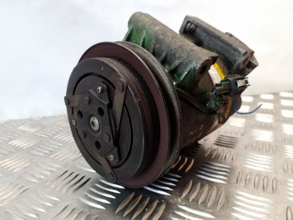 Sprężarka klimatyzacji 92600BN301