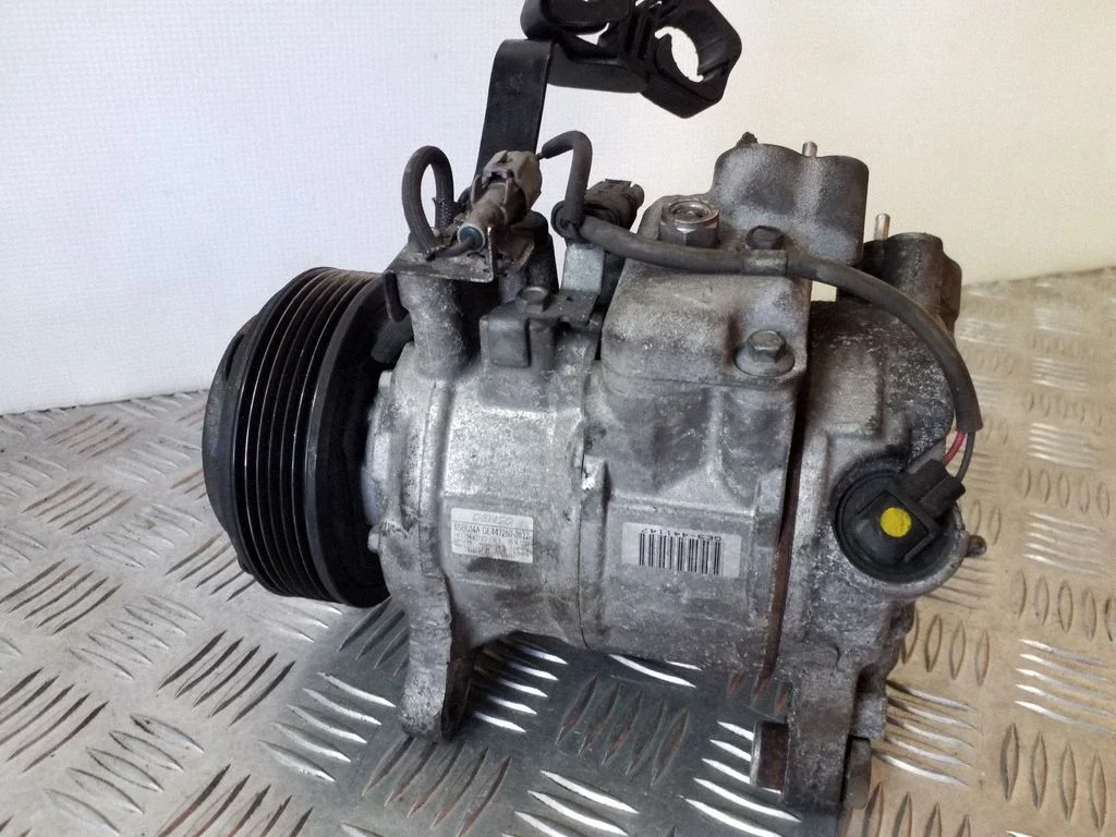 Air conditioning (A/C) compressor (pump) GE4472603822