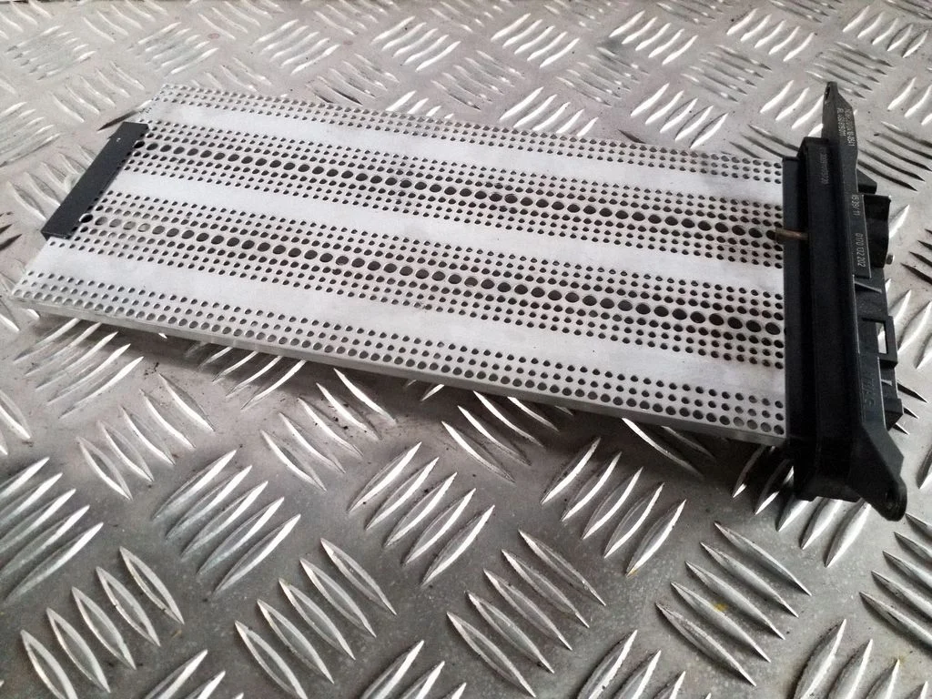 Electric cabin heater radiator 4G0819011