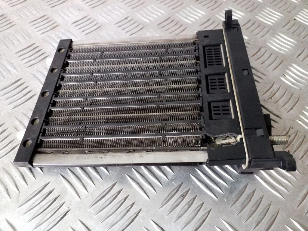 Elektriskais salona krāsniņas radiators – Mercedes-Benz R klase W251 (2005-2013)