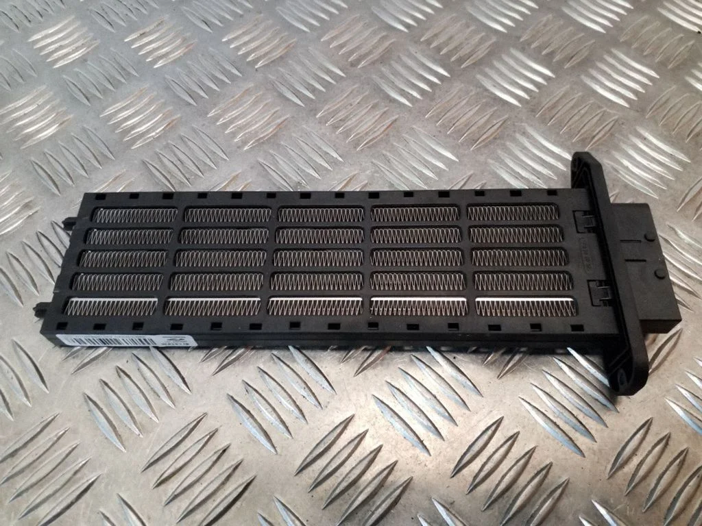 Elektriskais salona krāsniņas radiators A30105B38010