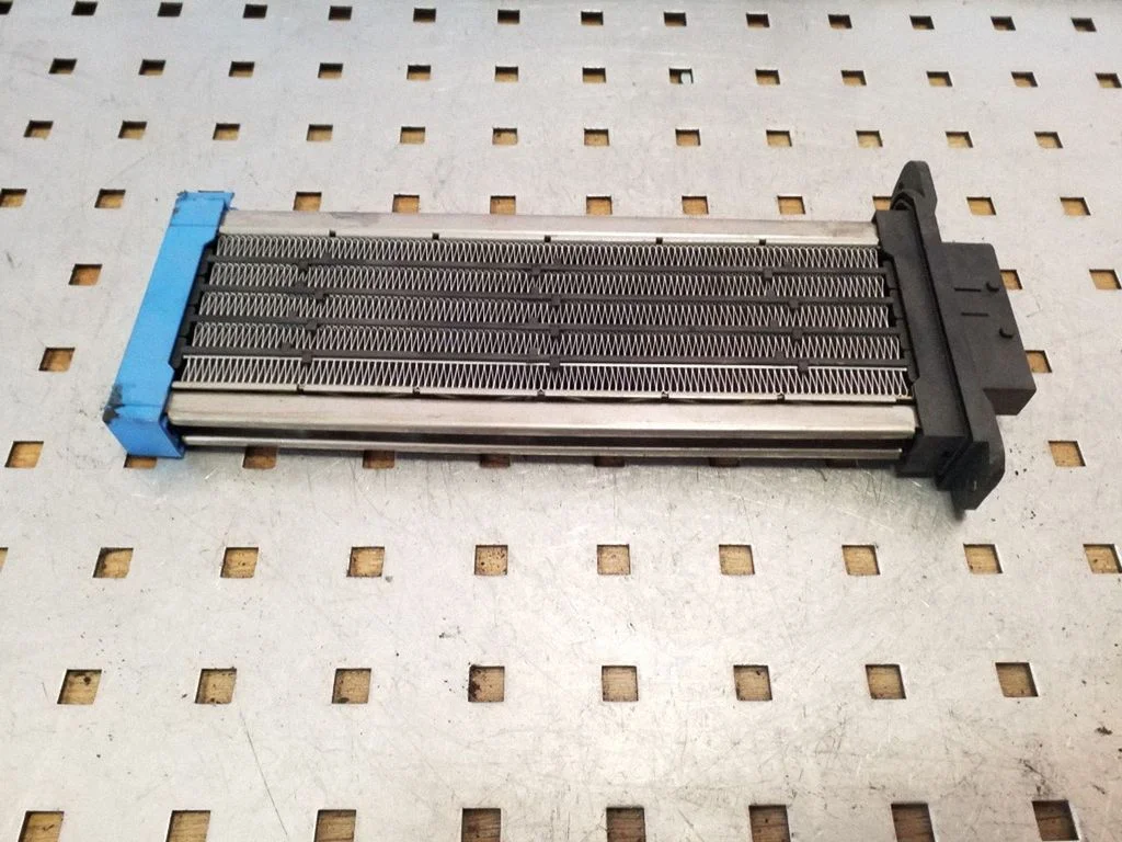 Electric cabin heater radiator – Hyundai Tucson JM (2004-2009)
