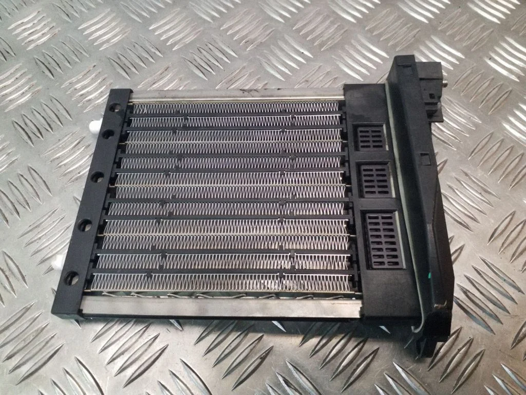Elektryczna nagrzewnica kabiny A251830562