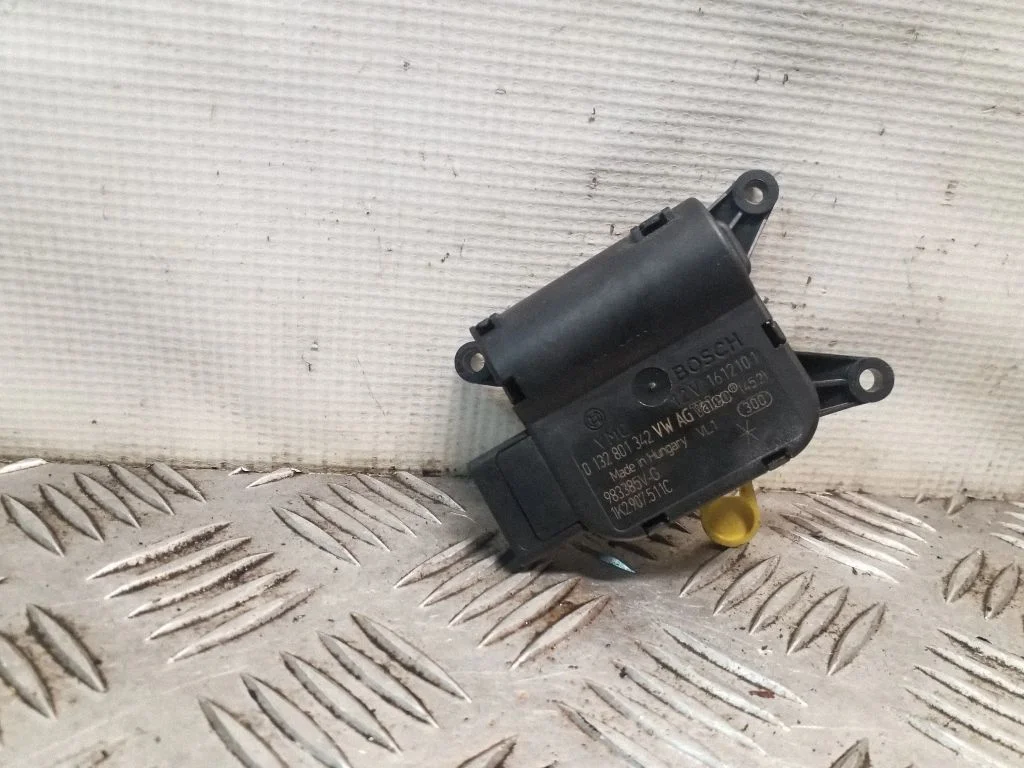 Air flap motor/actuator 1K2907511C