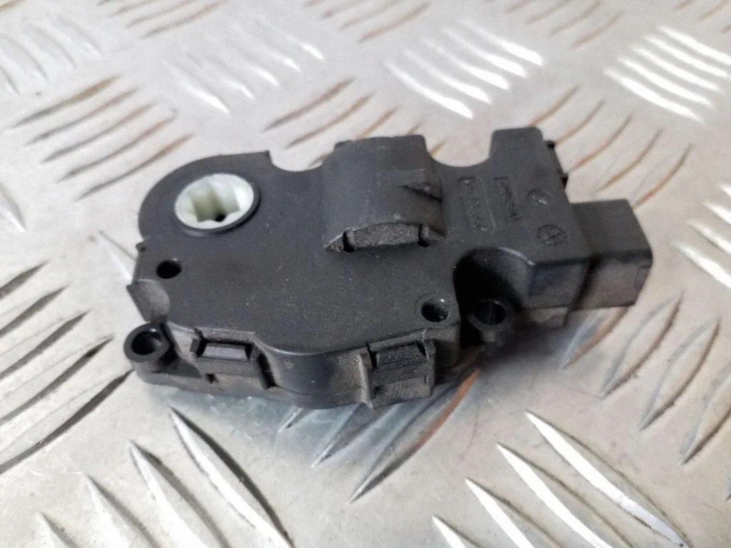 Gaisa aizvara motoriņš/aktuators 929888G