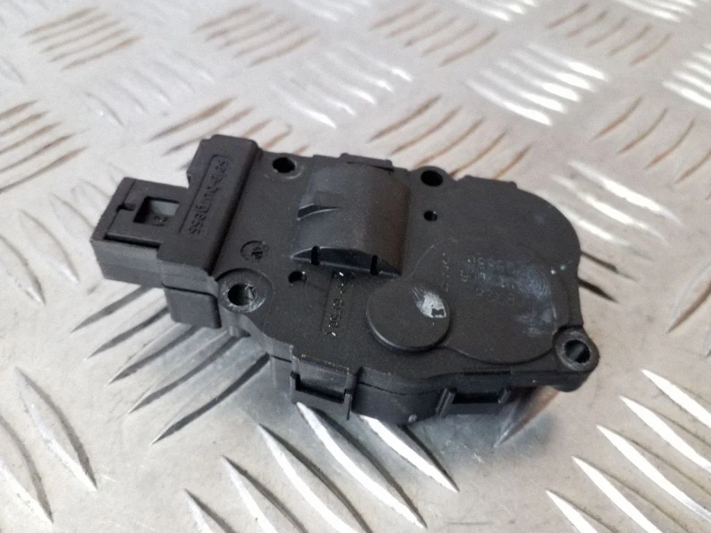 Gaisa aizvara motoriņš/aktuators 929888G