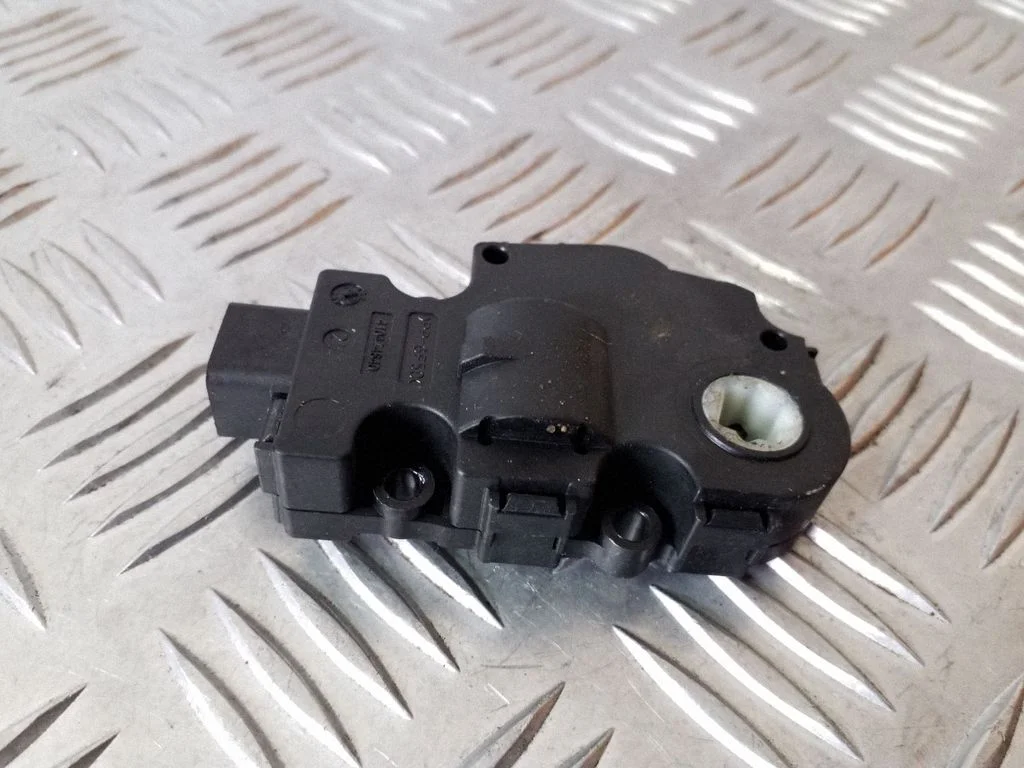 Gaisa aizvara motoriņš/aktuators 929888G