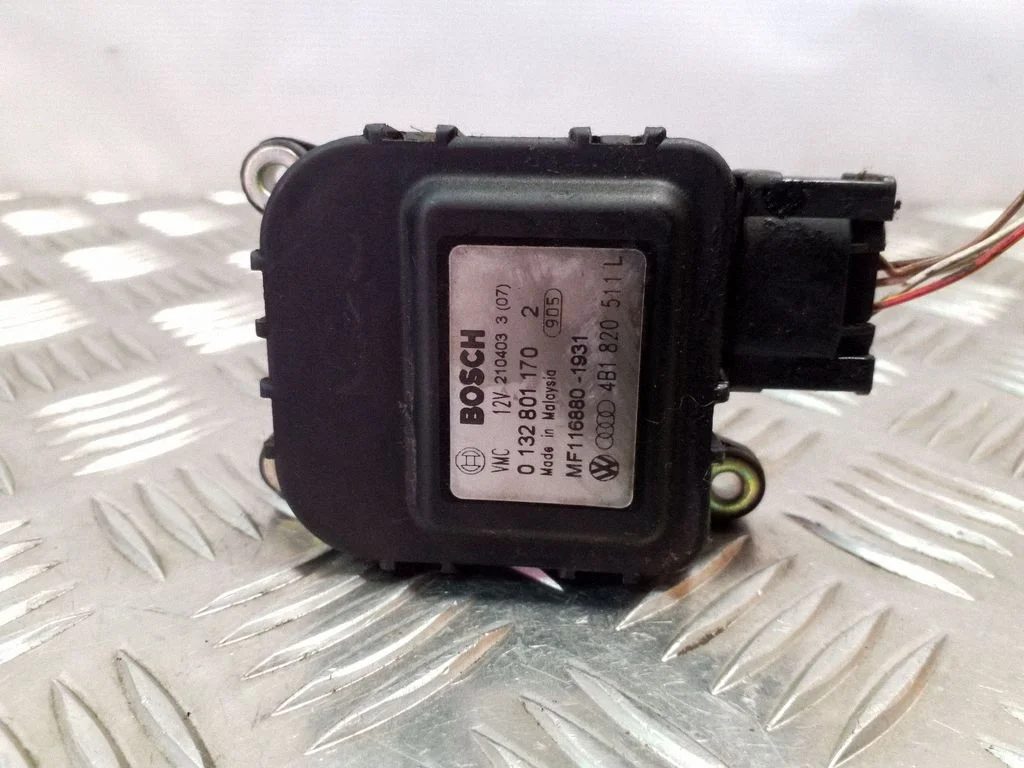Gaisa aizvara motoriņš/aktuators 0132801170