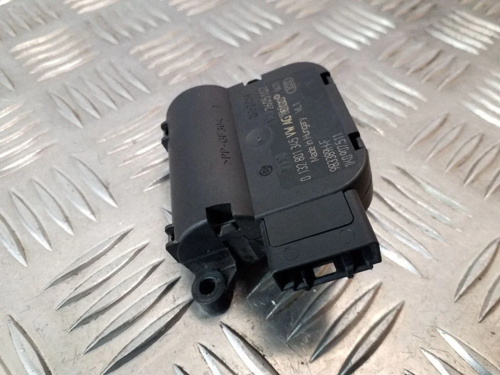 Gaisa aizvara motoriņš/aktuators 0132801345