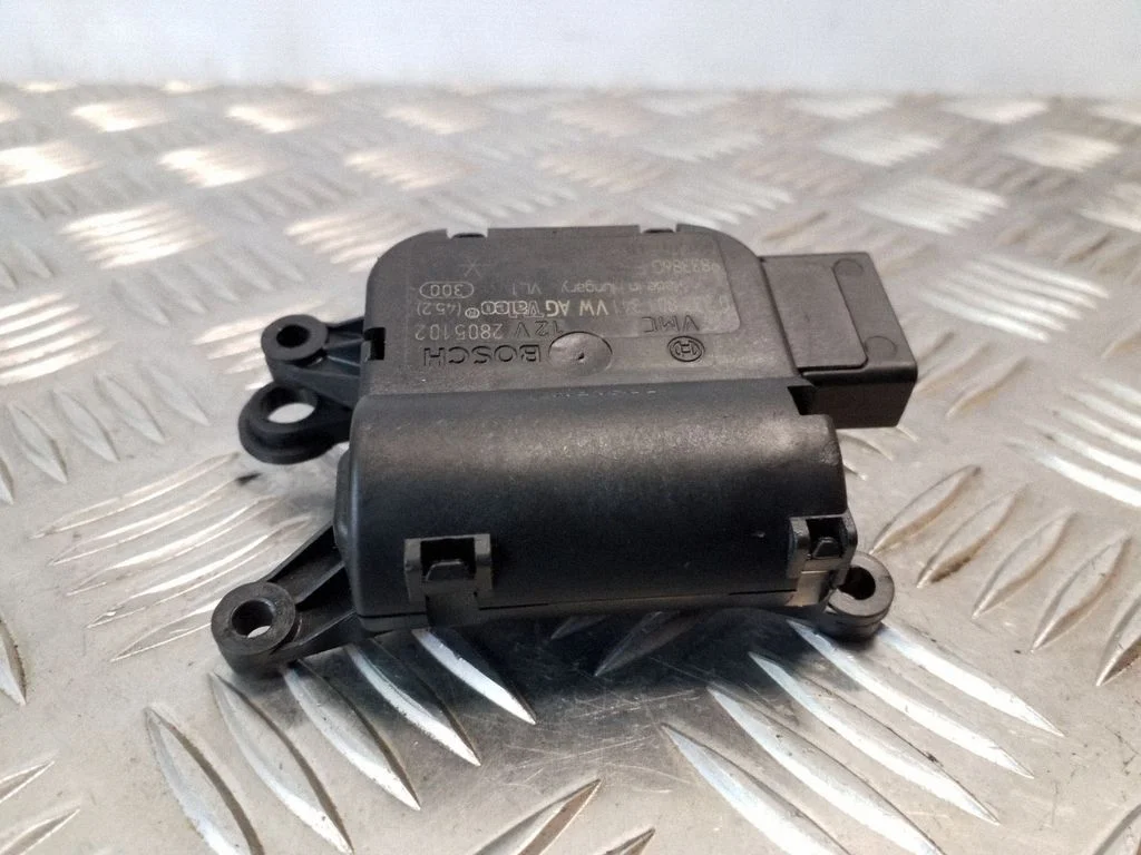 Gaisa aizvara motoriņš/aktuators 0132801341