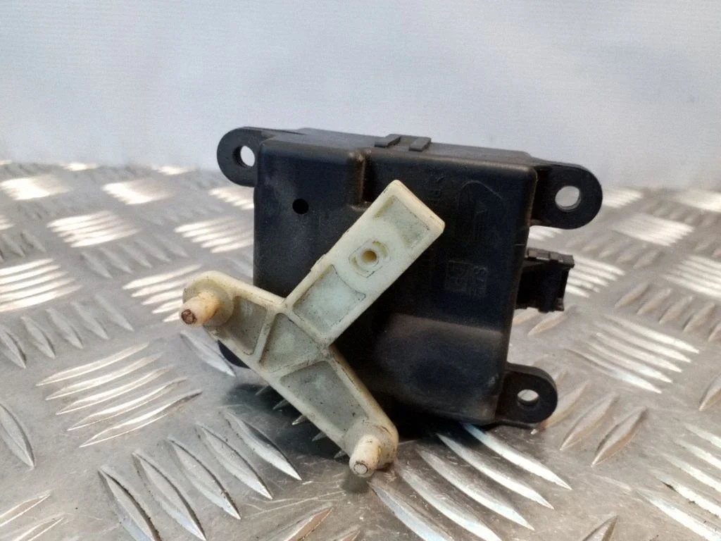 Air flap motor/actuator 3T05030820