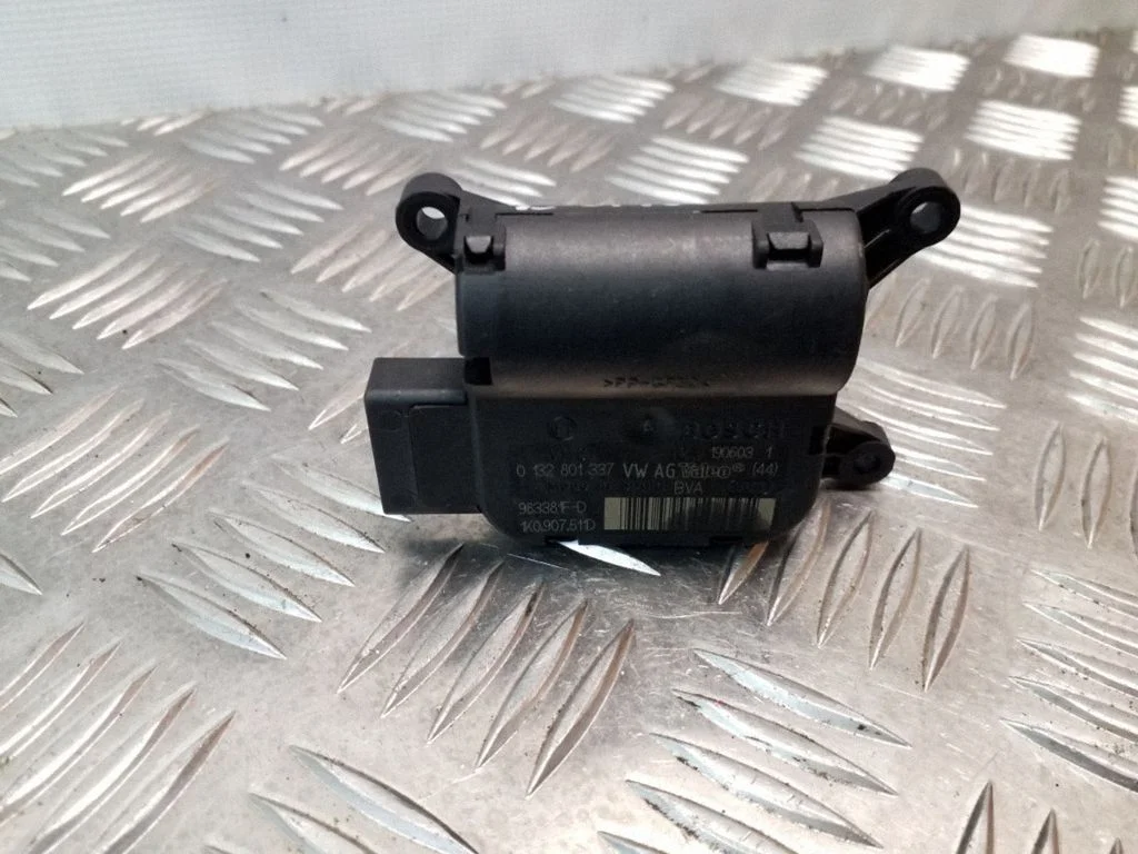 Gaisa aizvara motoriņš/aktuators 0132801337