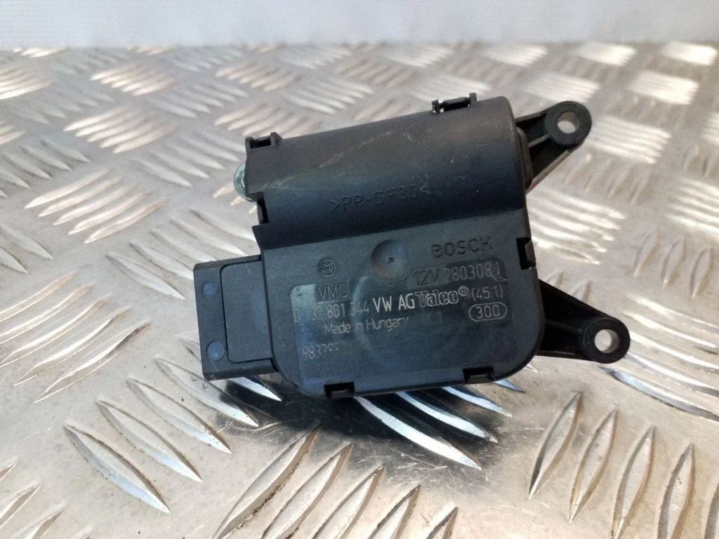 Air flap motor/actuator – Seat Leon (1P) (2005-2012)