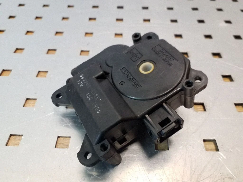 Gaisa aizvara motoriņš/aktuators 0637008320