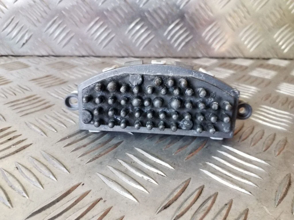 Heater blower motor/fan resistor 9276112