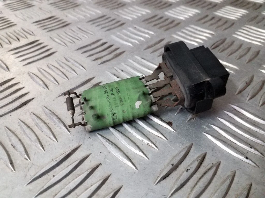 Rezystor dmuchawy 98VW18B647AA