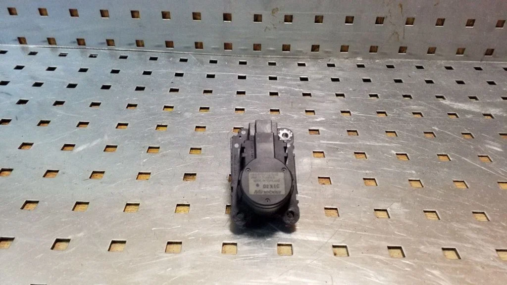 Air flap motor/actuator CSA512T010