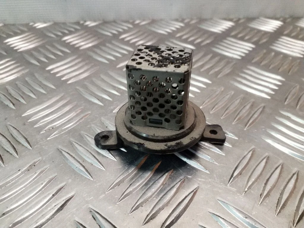 Krāsniņas ventilatora rezistors (reostats)