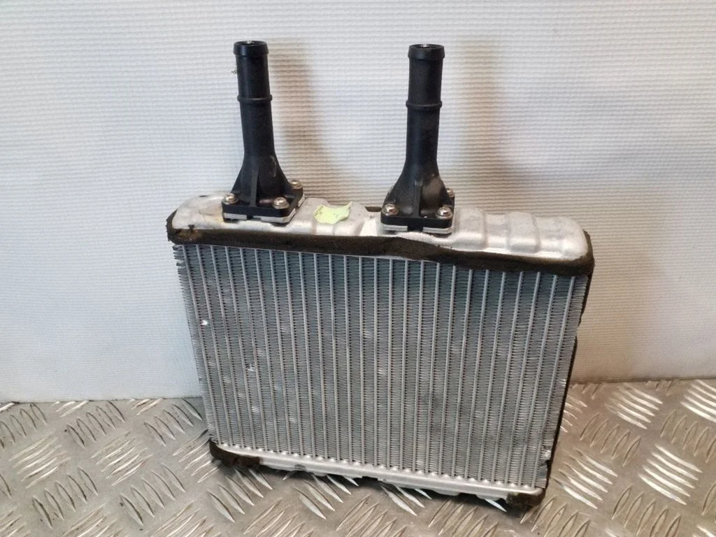Salongi küttekeha radiaator