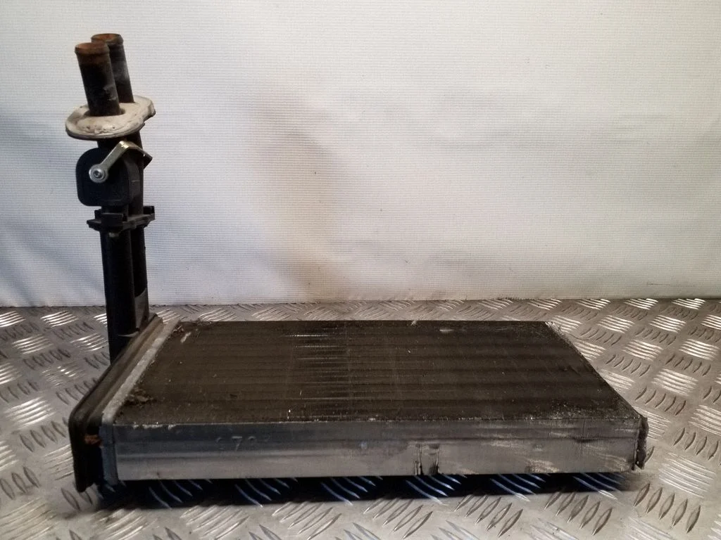 Salongi küttekeha radiaator 650502R