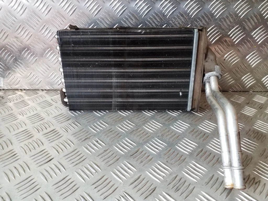 Salongi küttekeha radiaator