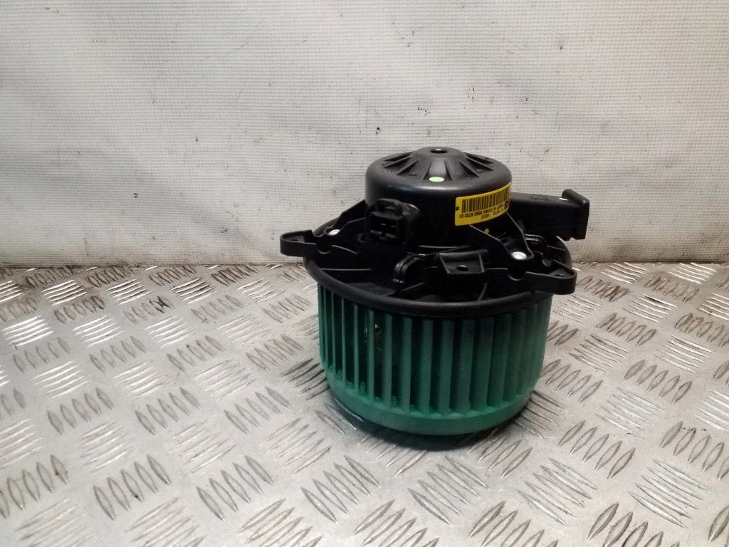 Krāsniņas ventilators/pūtējs – Opel Meriva B (2010-2016)