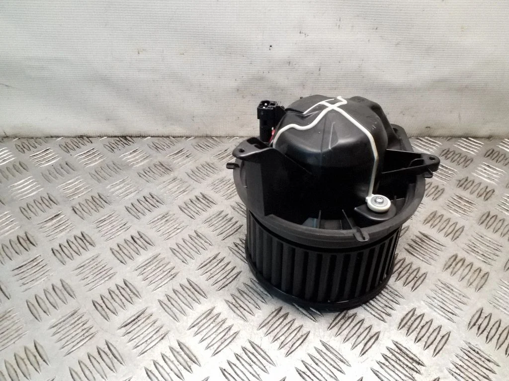 Krāsniņas ventilators/pūtējs – Mini One - Cooper Coupe R56 (2005-2014)
