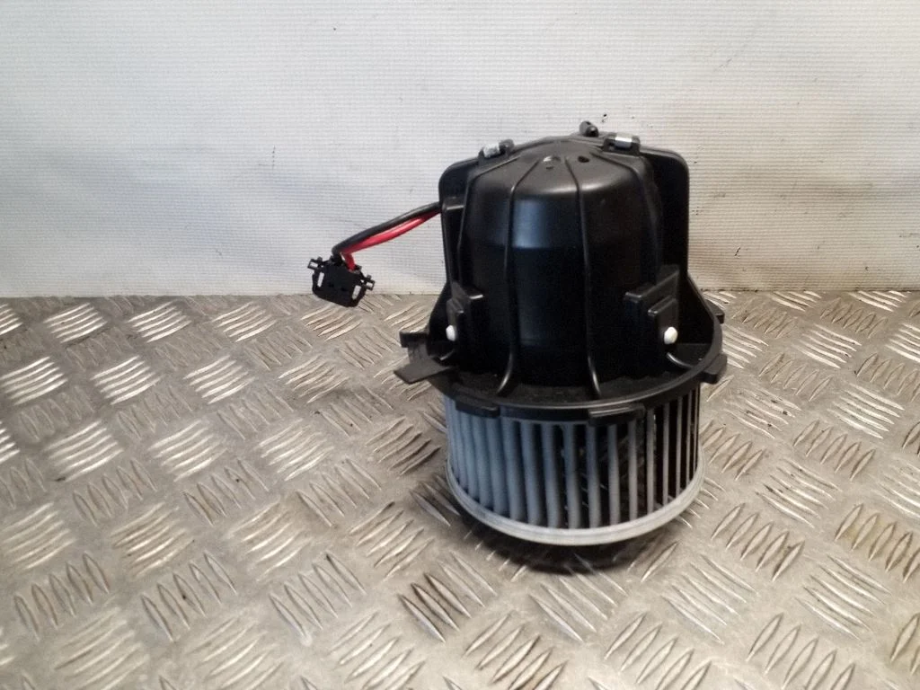 Salongipuhur U0854003