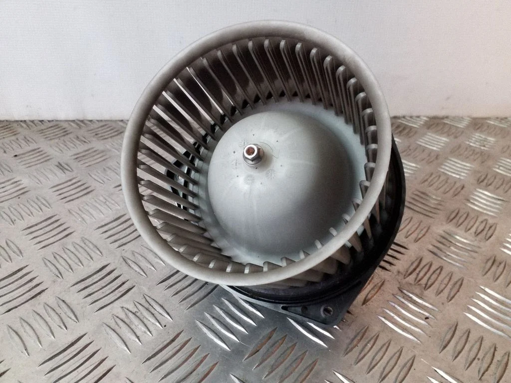 Heater fan/blower