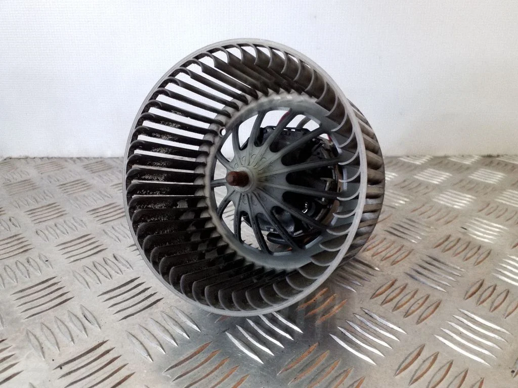 Heater fan/blower