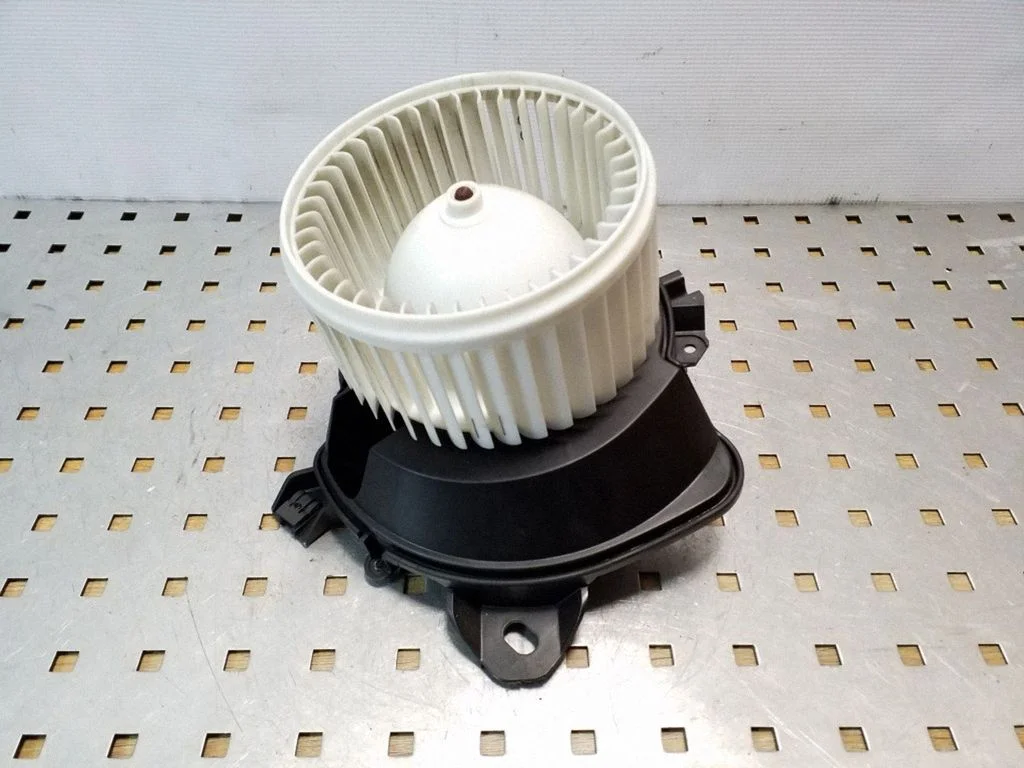 Krāsniņas ventilators/pūtējs 164230100