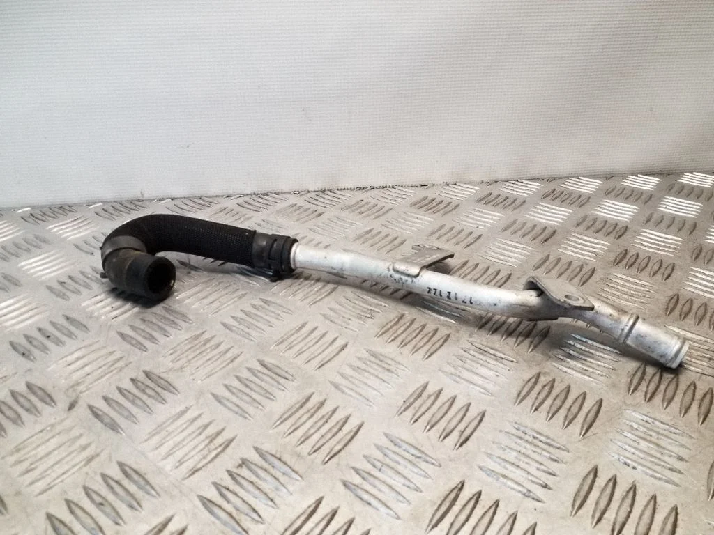 Motora dzesēšanas caurule (-es)/šļūtene (-es) 8K0819377AA