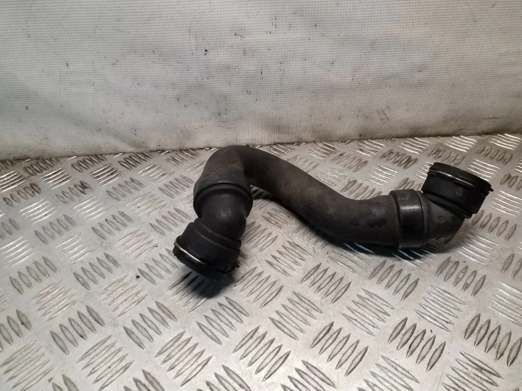 Motora dzesēšanas caurule (-es)/šļūtene (-es) 13265568