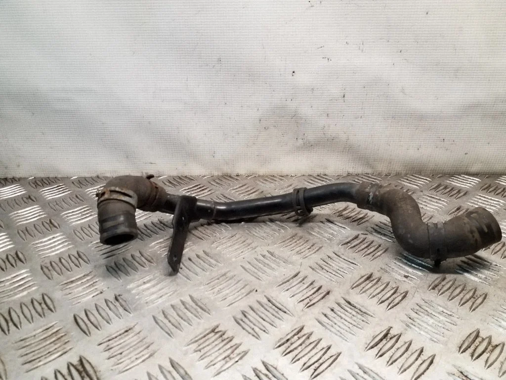 Engine coolant pipe/hose 03L122157K