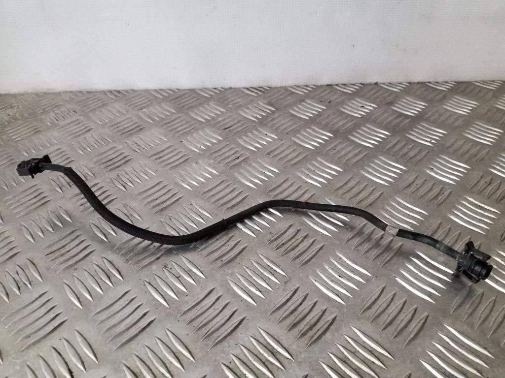 Engine coolant pipe/hose – Volvo XC60 (2009-2013)