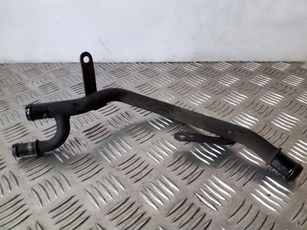 Engine coolant pipe/hose 03C121070B
