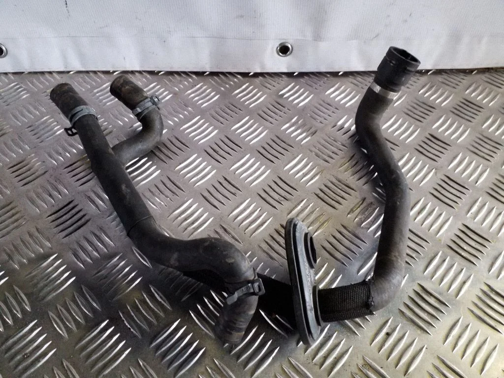 Engine coolant pipe/hose 4G2819350Q