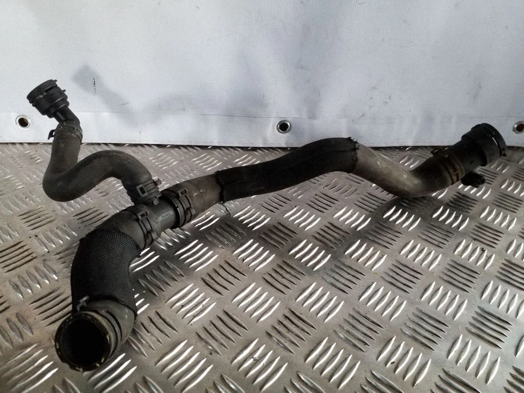 Engine coolant pipe/hose 4G0121049AG