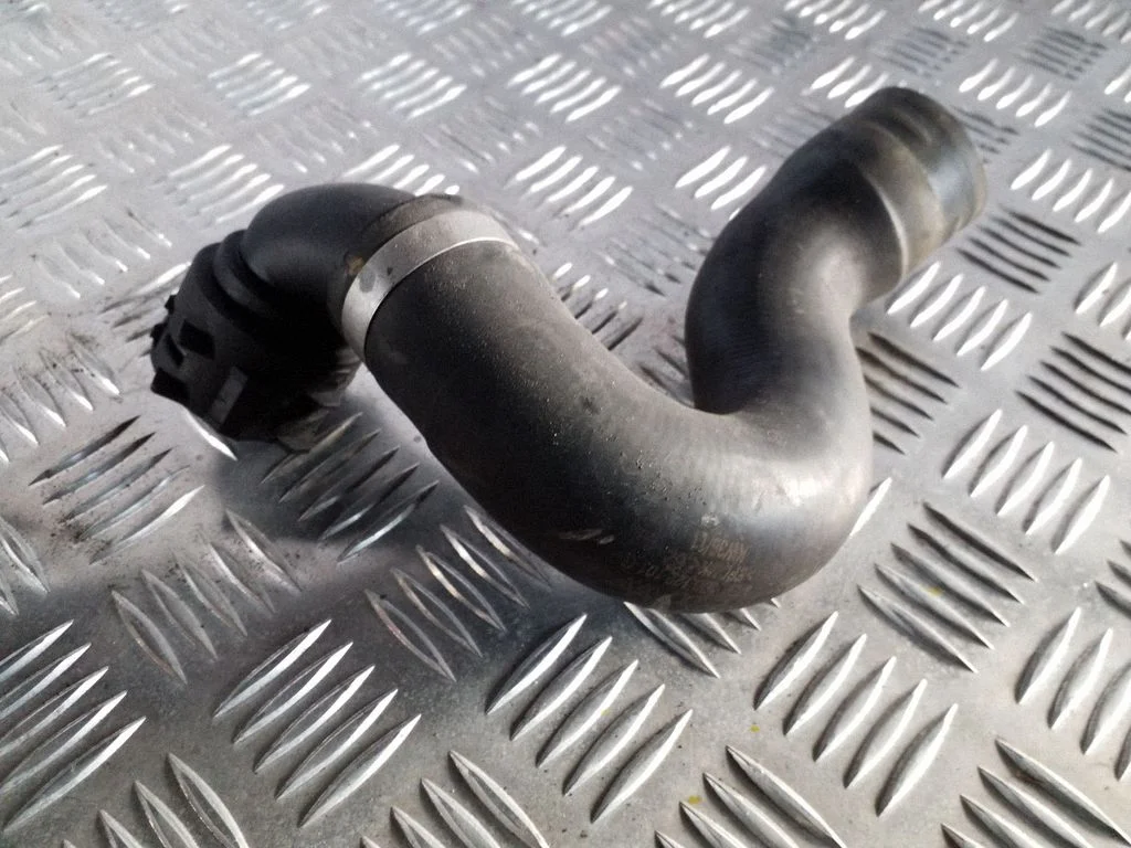 Engine coolant pipe/hose 4G0122101G
