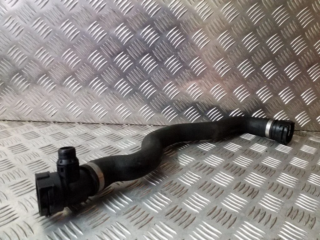 Engine coolant pipe/hose 7811127