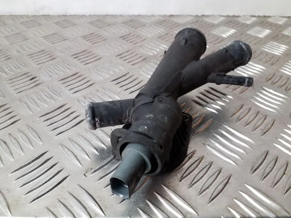 Engine coolant pipe/hose 03L121131AA