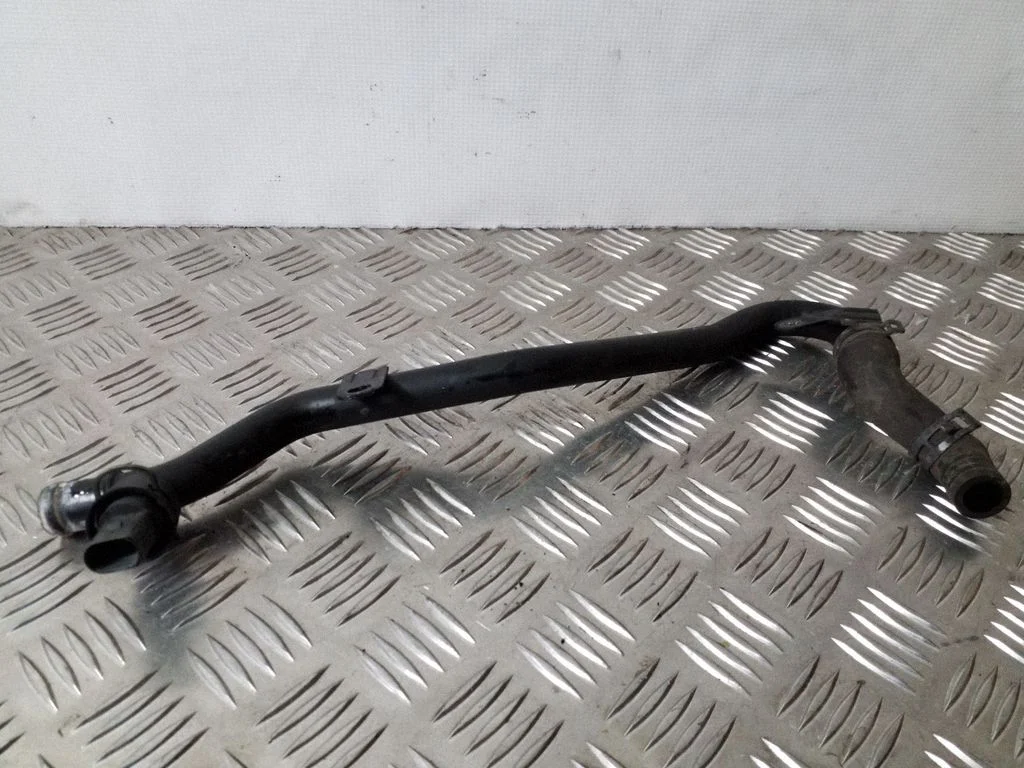 Engine coolant pipe/hose 5N0121065
