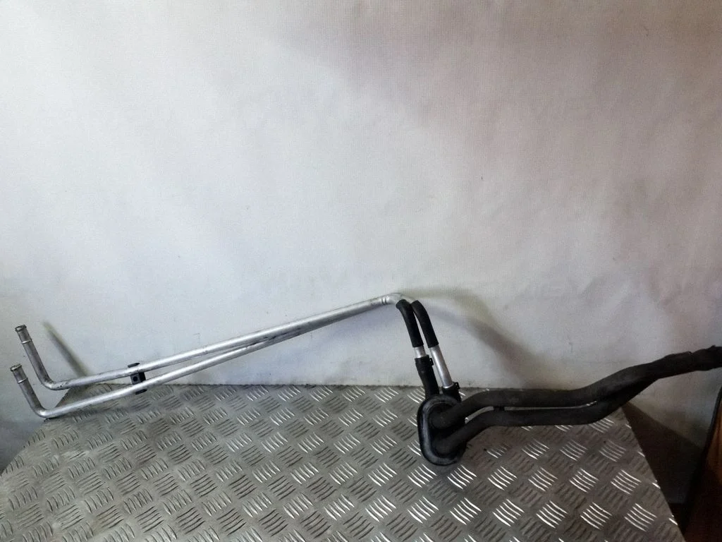 Mootori jahutusvedeliku toru / voolik 7N0815097A