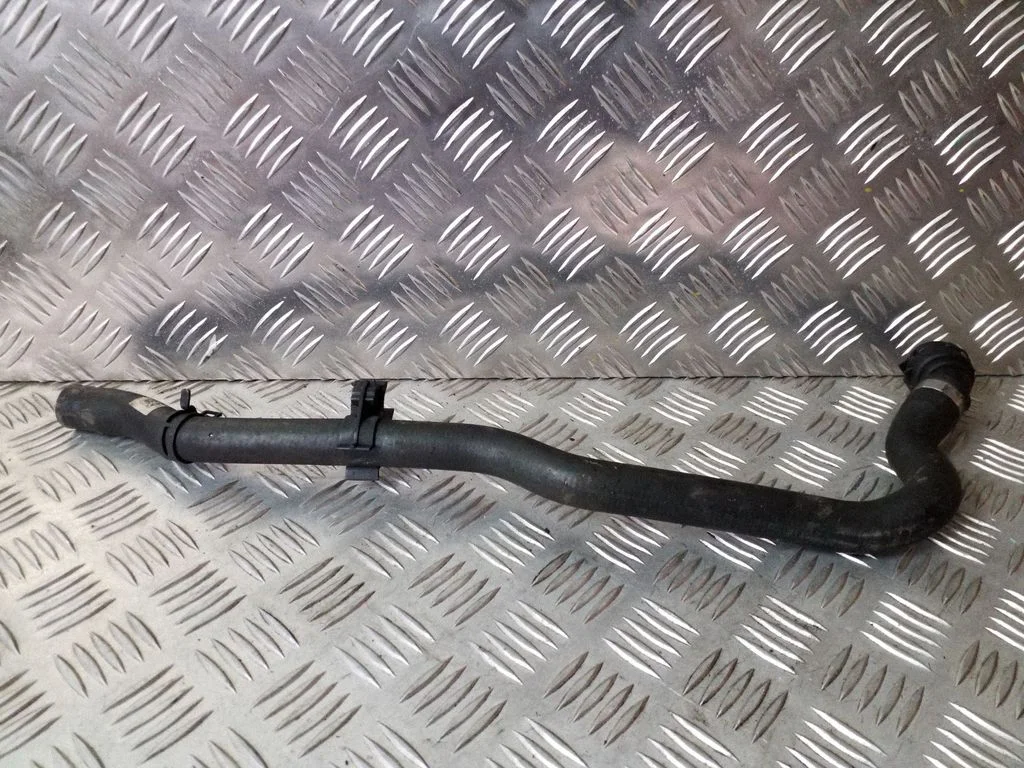 Engine coolant pipe/hose 9208175