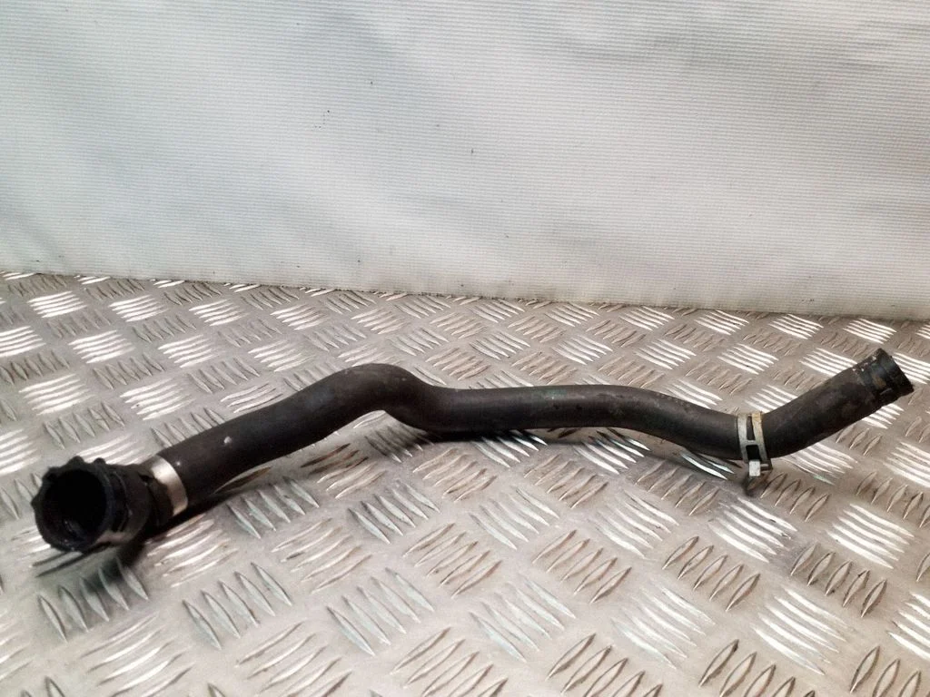Engine coolant pipe/hose 9129594