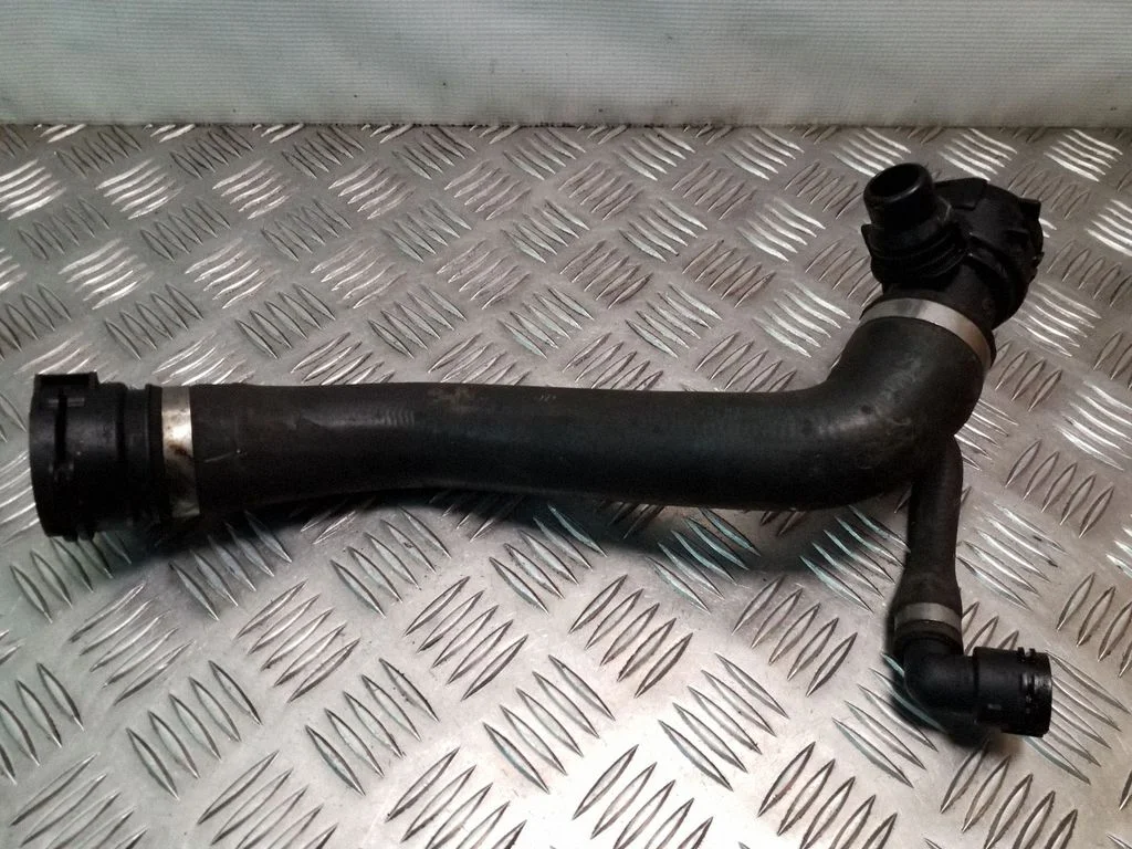 Engine coolant pipe/hose 7796869