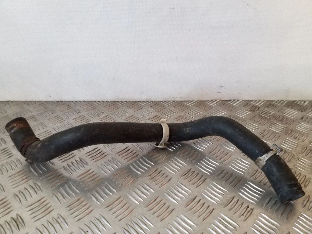 Motora dzesēšanas caurule (-es)/šļūtene (-es)